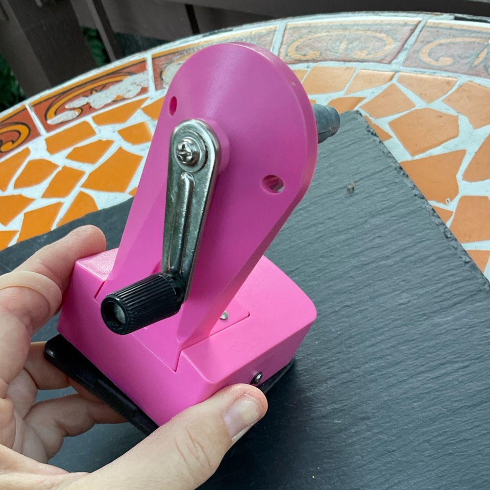 Pink X-Acto top selling portable Lightweight Manuel Pencil Sharpener - Picture 8 of 15